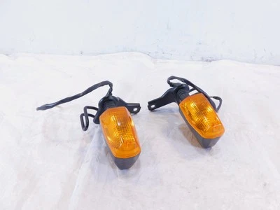 Par de luces indicadoras intermitentes traseras Triumph Trident Trophy 900 y 1200 Foto 1 de 4