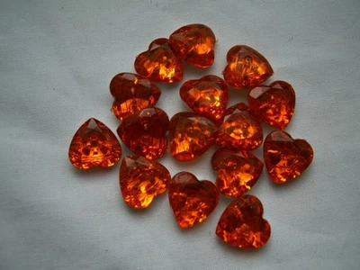 ORANGE/ AMBER SPARKLY HEART SHAPED JEWEL EFFECT SMALL  BUTTONS x 15  FREE P&P - Image 1 of 3