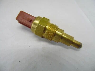 Interruptor de ventilador de refrigeración del motor WT549 - Interruptor de ventilador de refrigerante para Toyota Corolla 1979 1,6 L Foto 1 de 3