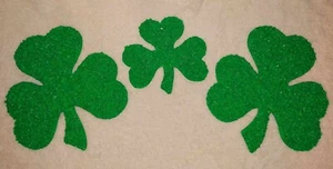 Menge 3 Vintage geschmolzener Kunststoff Popcorn St. Patrick's Dekor Kleeblatt groß - Bild 1 von 5