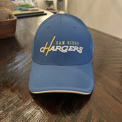 San Diego Chargers Reebok Size L/XL - Image 1 of 4