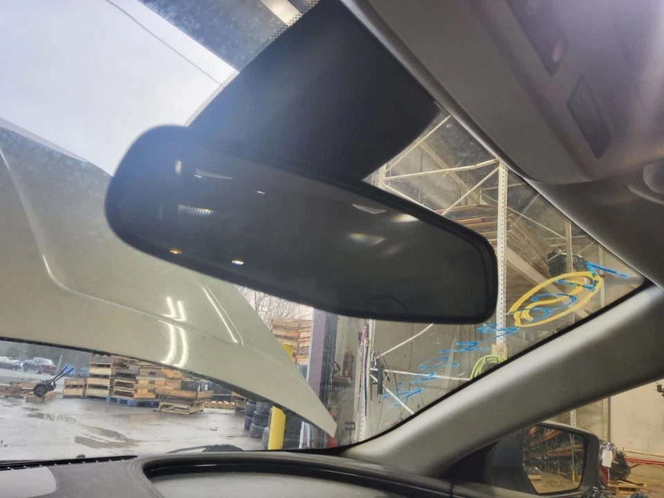 Espejo retrovisor atenuador manual Opt D31 se adapta a 13-25 MALIBU 415781 Foto 1 de 1