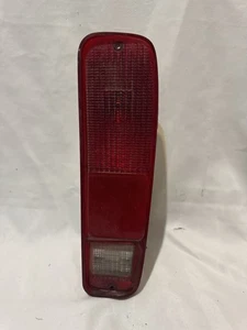 1974-79 Ford F100 F150 F250 Bronco 78-79 RH Tail Light D4TB-13440-A LOC-203DG - Picture 1 of 8