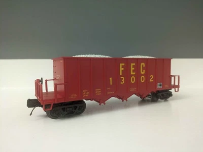 MTH 20-98217 O Gauge Florida East Coast Rapid Discharge Hopper w/Rock Load - Image 1 of 4