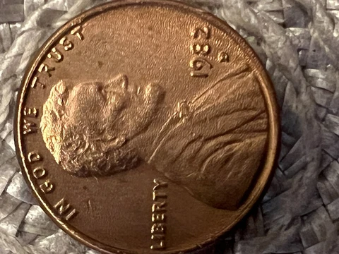 1982-D Lincoln Improper Plating. Doubling On The D. Very Nice . WOW 👍 Cover