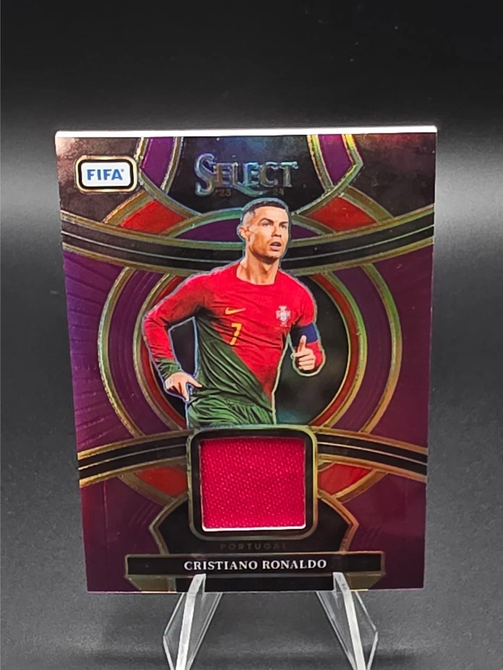 2023-24 Select FIFA Cristiano Ronaldo Select Swatches /49 #SSF-CR7 Portugal - Bild 1 von 4
