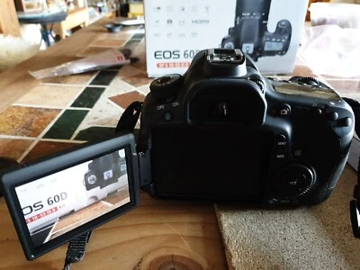 Canon EOS 60D Spiegelreflex DSLR EF-S 18-55 IS|| Kit In OVP zusätzlich Pol u. UV - Bild 1 von 4