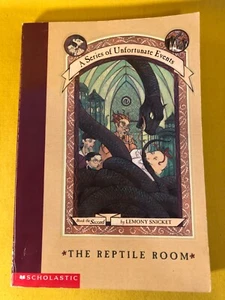 The Reptile Room A Series of Unfortunate Events Lemony Snicket Paperback 2000 - Imagen 1 de 3