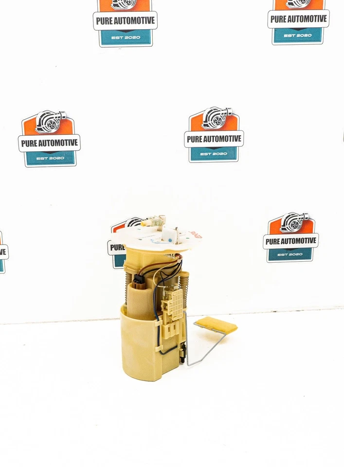 2003-2006 Nissan 350Z G35 Passenger Side Right Fuel Pump Sending Unit Z33 OEM - Image 1 of 4