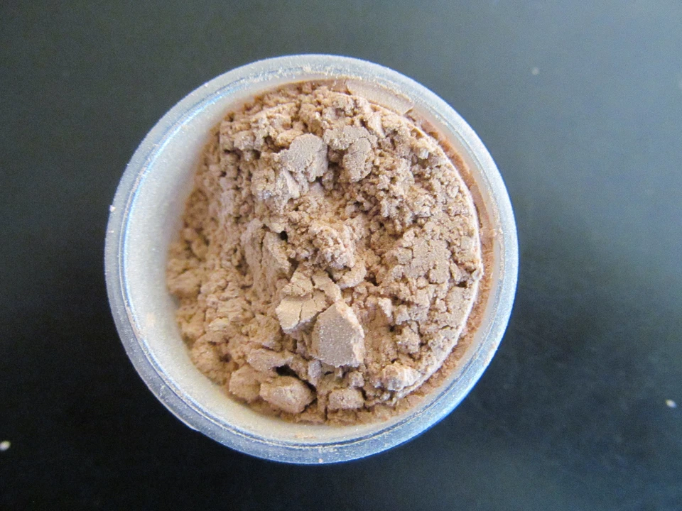 American Beauty 完美矿物散粉眼影裸珍珠 全新 — 第 1/3 张图片