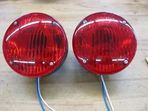 2 Vintage Signal stat 12 Volt Tail Lights - Picture 1 of 3