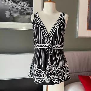 - BCBG MaxAzria Black White Floral Sleeveless Flowy Top Empire Cut MED - Picture 1 of 7