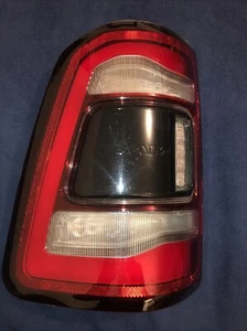 Damaged But Solid 2019-2022 DODGE RAM 1500 LED TAIL LIGHT OEM LEFT DRIVER SIDE - Picture 1 of 13