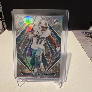 2024 Panini Phoenix - Jaylen Waddle #76 Phoenix /399 - Picture 1 of 2