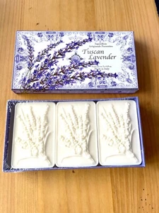 SAPONIFICIO ARTIGIANALE FIORENTINO LAVENDER SCENTED SOAPS 3X4.40oz in Gift Box - Picture 1 of 5