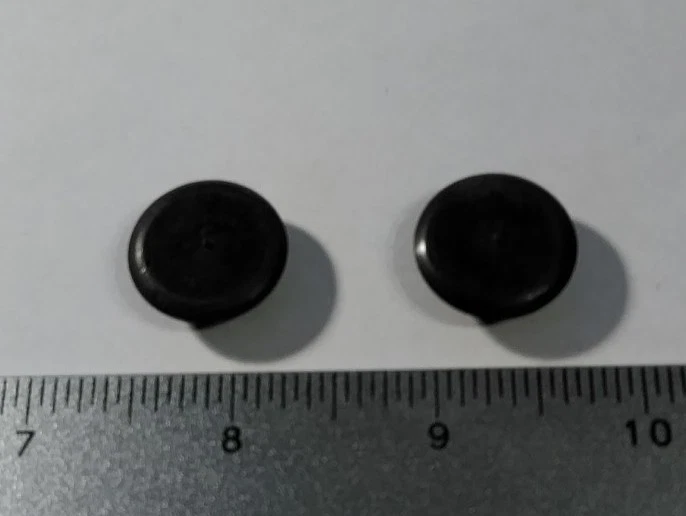 OMC BRP 0320978  320978  PLUG COVER, ( lot of 2 ) - Image 1 of 1