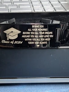 Regalos de graduación para él Pulsera de graduación grabada inspiradora E19 - Imagen 1 de 4
