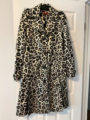 Alice + Olivia | Gabardina Charla estampado leopardo con cinturón talla M Foto 1 de 4