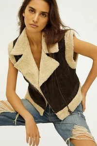 Free People Clover Teddy Weste schwarz Kunstleder Kunstleder Lammfellimitat Cross-Over XS - Bild 1 von 5