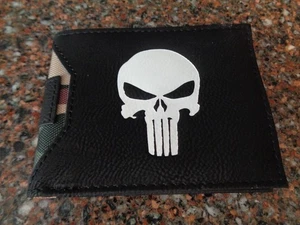 Cartera Plegable Marvel The Punisher Negra y Camuflada Logo Calavera Bioworld Nueva con Etiquetas - Imagen 1 de 7