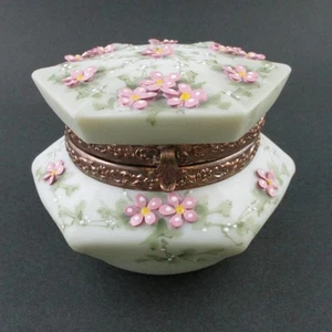 *RARE* - antique NAKARA 5" HEXAGON Jewelry BOX - Applied PINK Ceramic FLOWERS - Picture 1 of 12