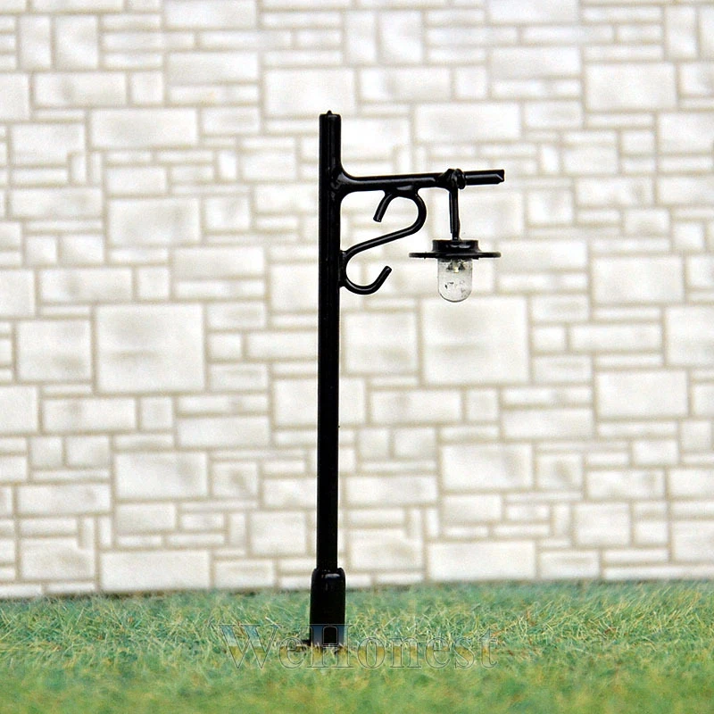 On Sale 5 x N scale Model railway train Lamp posts Led street light Lamps #R34-5 - Image 1 of 1