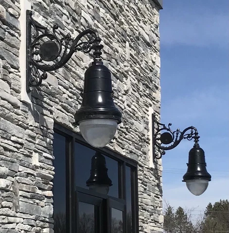 1 Vintage NYC Street Light for Pole/wall, Antique LED Renaissance Urban Cover
