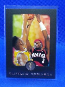 Clifford Robinson 1995-96 Skybox E-XL #67