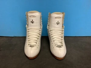 Riedell Bronze Star model 435 FL in size 7 A/AA ( gently used) - Picture 1 of 6