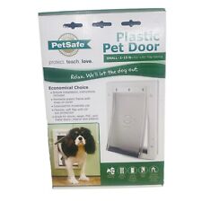 PETSAFE PLASTIC PET Dog or Cat Door Small  1-15 LB 5 1/8" x 8 1/4"