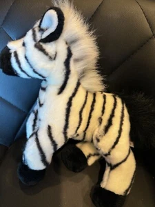 Peluche Aurora Flopsies Cebra 10" Blanco y Negro Rayas Peluche - Imagen 1 de 6