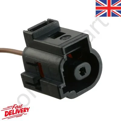 Oil Pressure Switch Connector For Audi A2 A3 A4 A5 A6 A7 Q3 Q5 Q7 TT 1J0973701 - Image 1 of 3