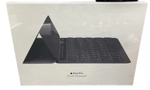 Apple Ipad Pro Smart Keyboard MPTL2LL/A 10.5" Black Brand New In Package Sealed - Picture 1 of 4