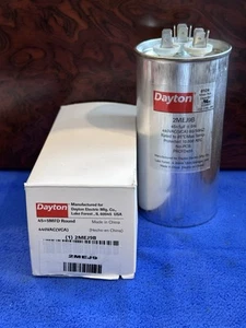 "Condensador de funcionamiento de motor redondo Dayton 2MEJ9B 45+5MFD - 5 1/4"" de alto - nuevo stock antiguo" - Imagen 1 de 2