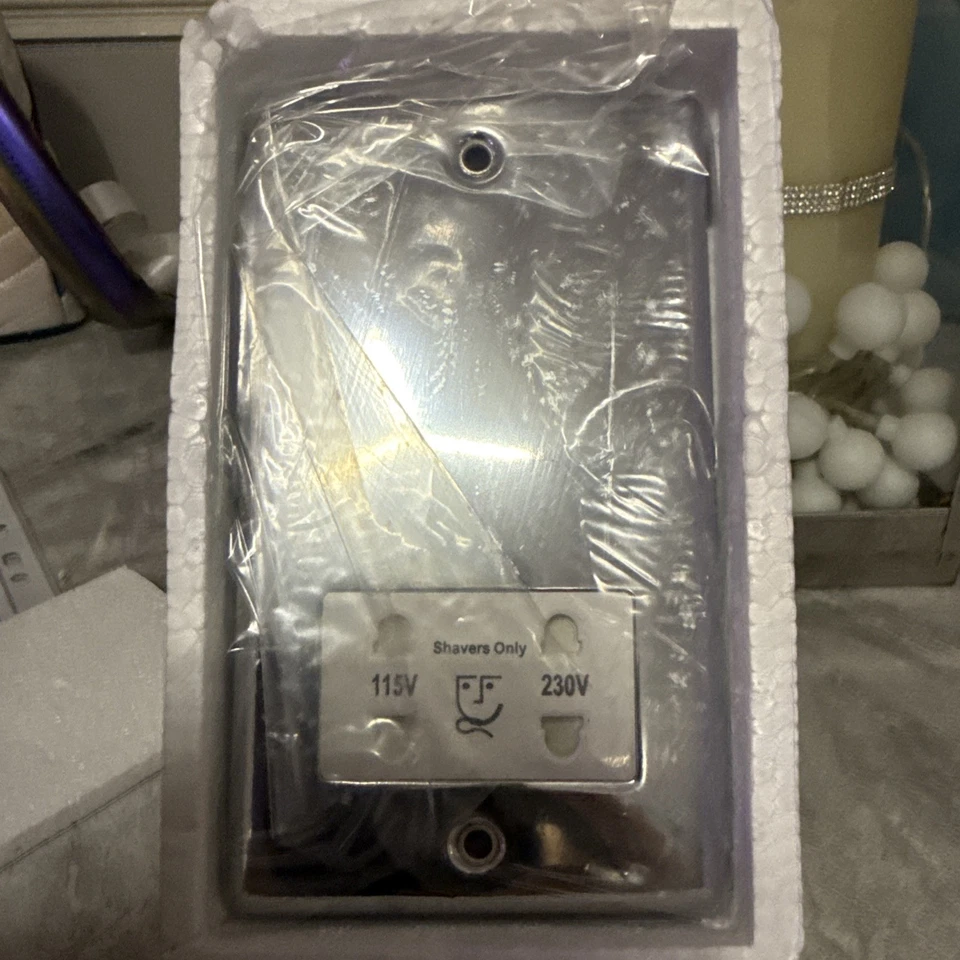  Enchufes de afeitadora cromados de doble voltaje Lite tech sy9660cc - Imagen 1 de 3