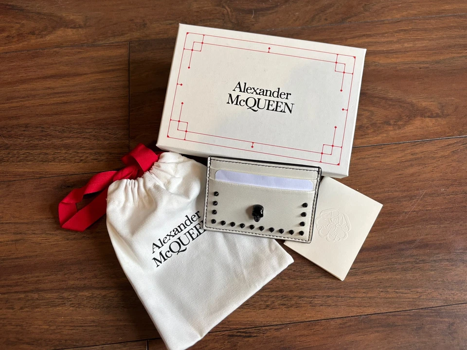 Cartera Alexander McQueen Calavera Tachuela Cuero de becerro - NUEVA CON ETIQUETAS Foto 1 de 4