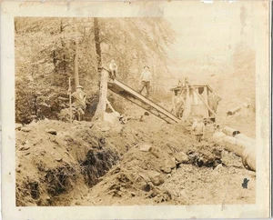 2 1920s Bay City Excavator Shovel Photos 16-B CT Antique Construction Bristol - Picture 1 of 3
