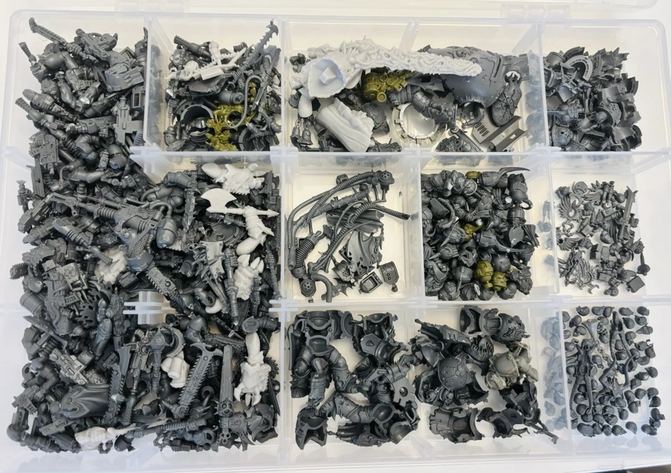 WARHAMMER 40K CHAOS BITS LOT - MOSTLY DEATH GUARD W/ WORLD EATERS & EMP CHILDREN - Image 1 of 4