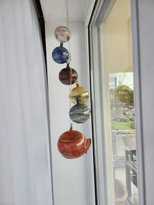 Deko Glaskugel-Gehänge, 6 Glaskugeln mundgeblasen, Unikat, mit Gestänge, wie neu - Bild 1 von 5
