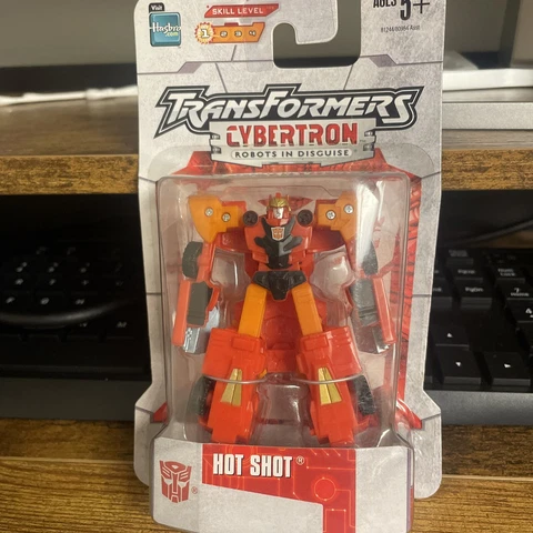 Transformers Cybertron Hot Shot mini Robots in Disguise 2005 Hasbro Brand New Cover