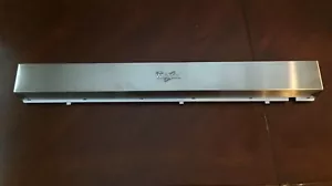 Whirlpool YWMH53520AS microwave front vent cover part# WPW10468667 - Picture 1 of 3