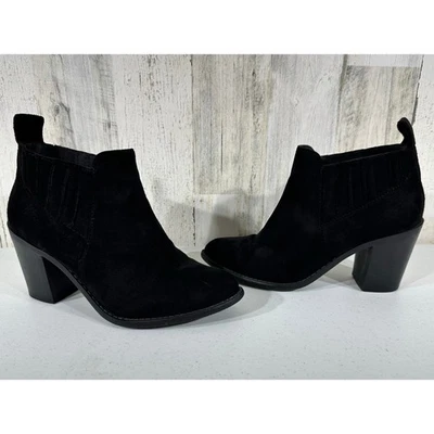 Wild Diva Lounge Ankle Boots Size 9 Black Faux Suede Block Heel - Image 1 of 4