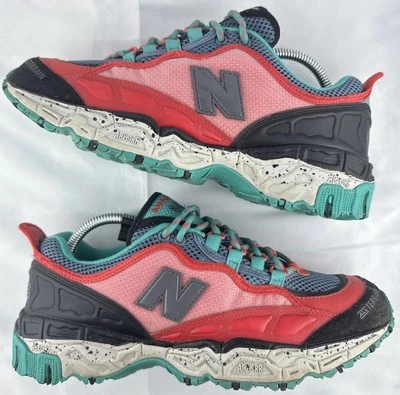 Talla 10 - New Balance 801 TODO TERRENO Negro Coral Senderismo Foto 1 de 4