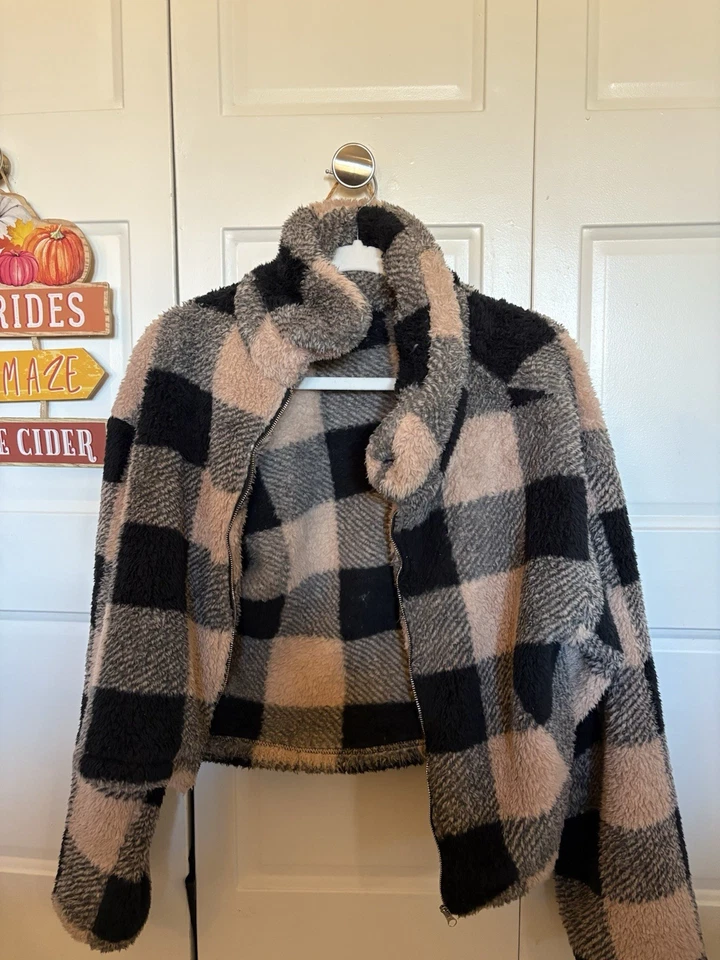 Chaqueta de mujer Sherpa a cuadros polar con cremallera | Abrigo de peluche a cuadros neutros | Suave Foto 1 de 4