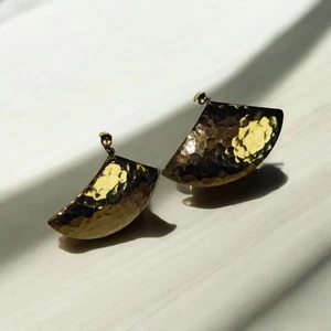 Vintage Fan Triangular  Earrings Gold Tone Hammered  Texture with Post Closure - Picture 1 of 5