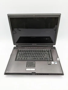 Toshiba Qosmio G30 17" Screen Intel Core 2 Duo T7200 2.00 GHz 2 GB RAM Laptop - Picture 1 of 10