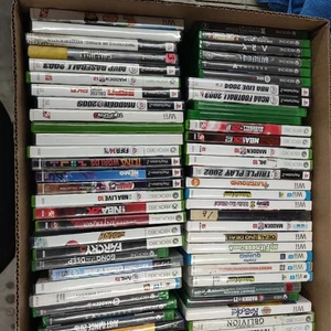 Bulk Lot 112 Videospiele Xbox, Xbox 360, Xbox one, PS2, PS3, WII, WII U ungetestet - Bild 1 von 4