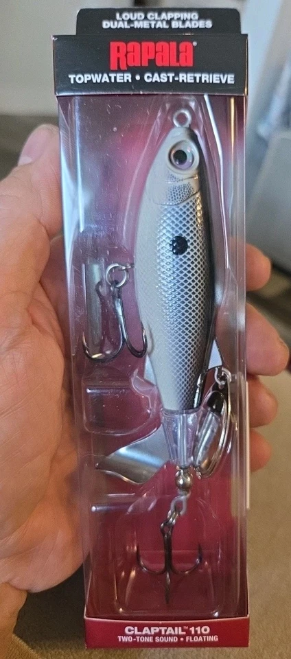 Nuevo cebo de agua Rapala Claptail CT110 BBSD negro sombreado trasero superior Foto 1 de 4