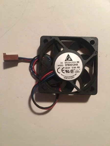 Ventilador DC sin escobillas dc12v 0.15a -f00, 3 pines, 50x10mm Foto 1 de 1