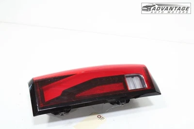 2025 GMC SIERRA 2500 HD REAR LEFT SIDE TAILLIGHT TAILLAMP LIGHT LAMP OEM - Image 1 of 4